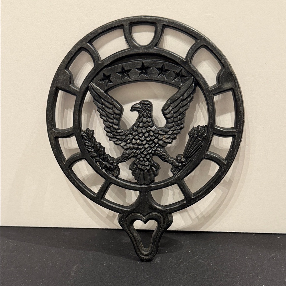 Black Eagle patriotic Trivet hard plastic